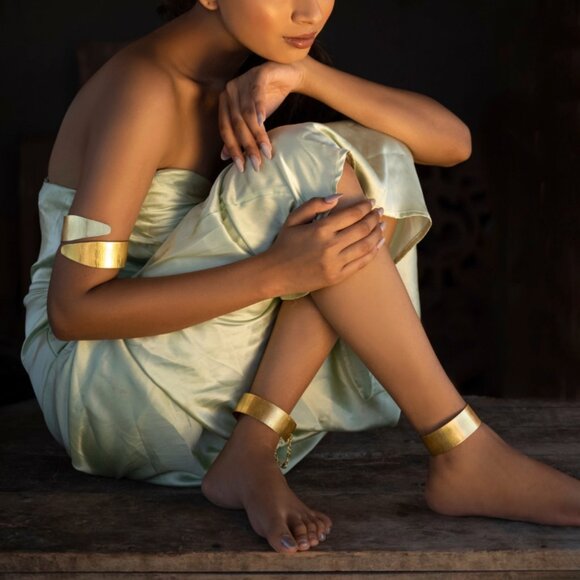 18K Gold Plated Brass Greek Goddess Boho Ankle Cuffs w/ Chains BA3013 - Picture 1 of 4